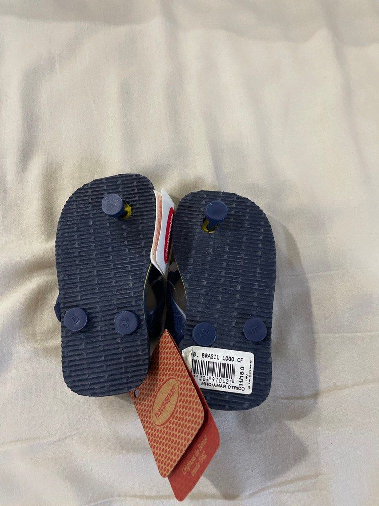 Havaianas slippers for babies (Category: Babies & Kids Fashion) located in Pasig City. Submitted by ctg222 (Listing ID 1361703590, Image 2). Description: Brand new with tag Size 17/18 Brazil 10.8 - 11.7 cm MOP: BPI or Gcash .