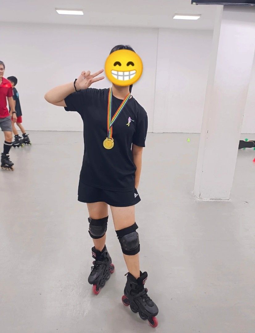 Inline skating class (Category: Skates, Rollerblades & Scooters) located in Singapore. Submitted by gohphyllis217 (Listing ID 1361660441, Image 3). Description: looking for affordable inline skating classes for your little ones or planning a weekly family activity to go do together as a family ? come join us for a fun timing rolling😁 our classes are usually at boon keng area but if your have a preferred location can let us know too. 😁.