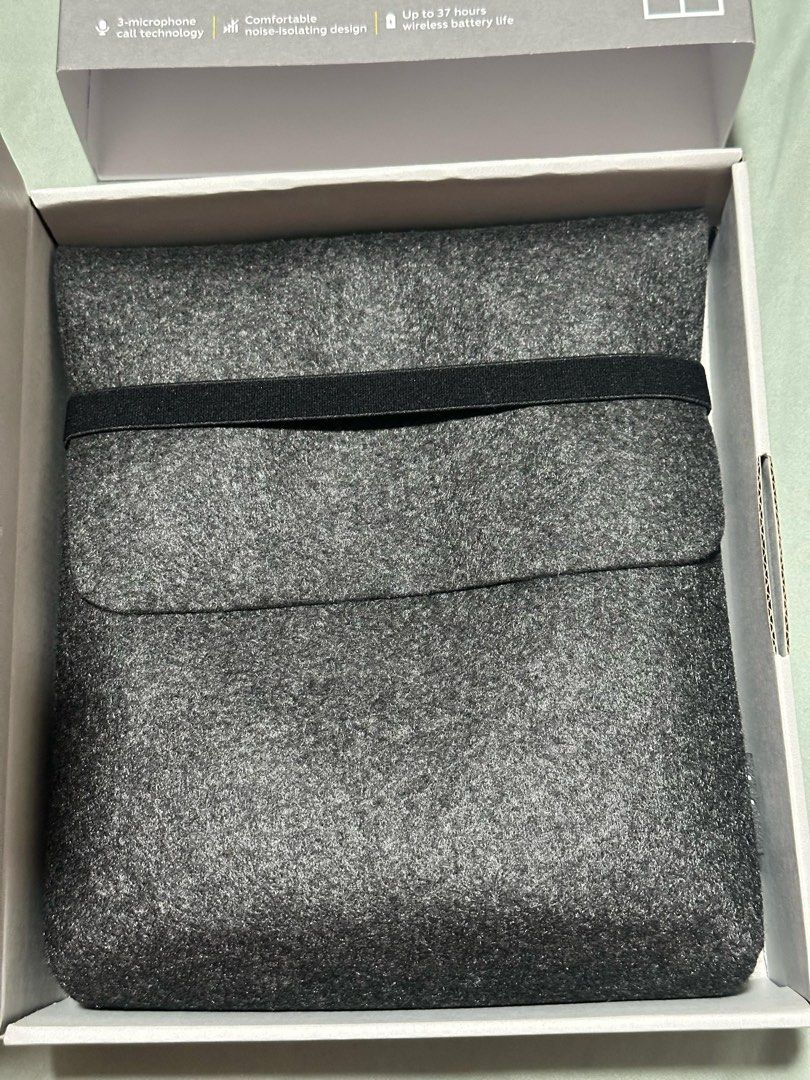 Jabra Evolve2 65 (Category: Headphones & Headsets) located in Las Pinas. Submitted by tomarigato (Listing ID 1361739220, Image 2). Description: Jabra Evolve2 65 USB-A – Brand New / Unused Complete with original box and accessories. Never used. negotiable Serious buyers only .