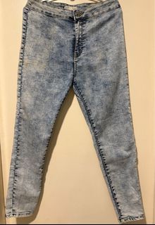 (Category: ) located in . Submitted by addictive_shopping (Listing ID 1361716607, Image 1). Description: .