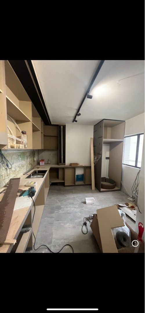 Kitchen cabinet.65075291731842112