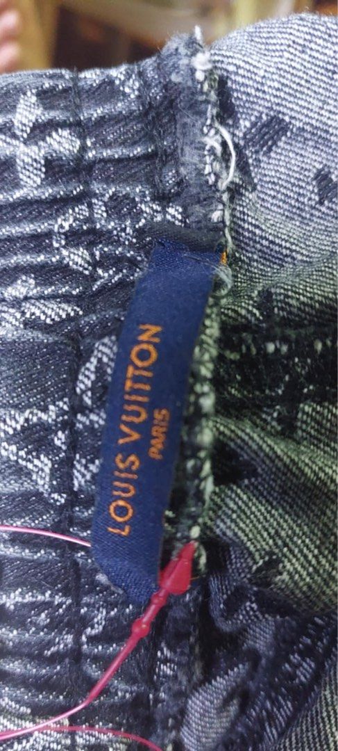 Louis Vuitton X Supreme Blue Monogram Denim pants (Category: Luxury Apparel) located in Manila. Submitted by luvbags40524 (Listing ID 1361725621, Image 2). Description: Good condition Size: 30-32 Garterized First picture not mine Dm for interested.