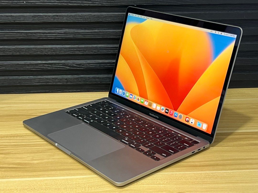 Macbook Pro 2020 intel 16gb 512gb (Category: Laptops & Notebooks) located in Makati City. Submitted by adam_son (Listing ID 1361788900, Image 3). Description: Model : Macbook Pro 2020 touch-bar i5 16GB 512 gb SSD💻 Condition : Secondhand, no hidden issue, Smooth Performance Price : ₱32,000 Only Quick Specifications - Processor: 2.0 GHz Quad-Core intel Core i5 - 16 GB Memory RAM - 512 GB SSD Flash Storage - Backlit Keyboard - Screen Size: 13.3Inch