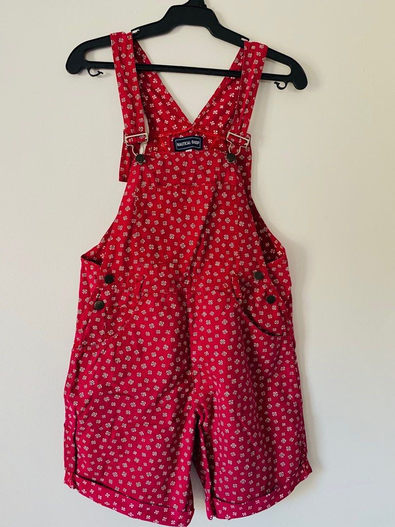 Nautical Shop Shorts Jumper | Medium (Category: Coats, Jackets and Outerwear) located in Bacoor. Submitted by raredeals (Listing ID 1361734936, Image 1). Description: Length: 33 inches Waistline: 16 inches Color rate: 10/10 Condition: 10/10.