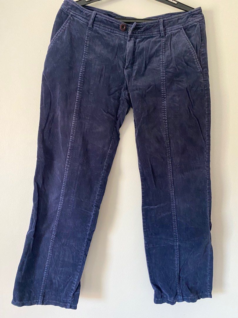 No Brand Corduroy Pants | Medium (Category: Other Bottoms) located in Bacoor. Submitted by raredeals (Listing ID 1361736133, Image 1). Description: Color: Dark Blue-Purple Length: 37 inches Waistline: 32 inches.