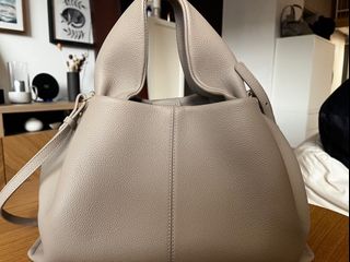 由 buyalittlecathere (刊登 ID 1361718624，圖片 1) 提交，位於 的 (類別：)，說明：。