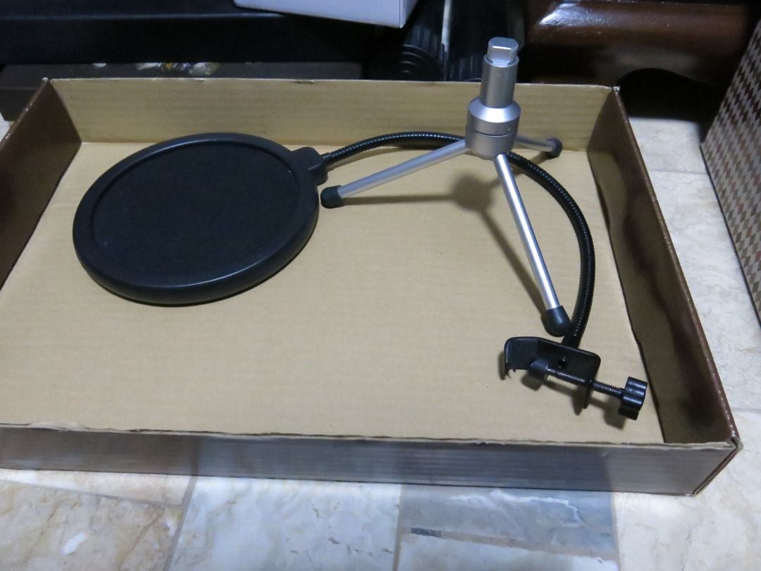 Pop filter (~15cm) & mic desk stand (5/8" thread) (Bundle) *Free Shipping* (Category: Other Audio Equipment) located in Manila. Submitted by garbread (Listing ID 1361785168, Image 1). Description: Selling an extra pop filter and mic stand that's been in storage for a while. NOTE!!: The mic stand is light, so if your attached mic or mic holder will not be positioned directly above the center, it may tip over (can be balanced with strategic angle a