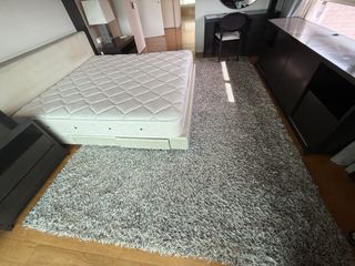 (Category: ) located in . Submitted by quenzzz (Listing ID 1361767891, Image 1). Description: .