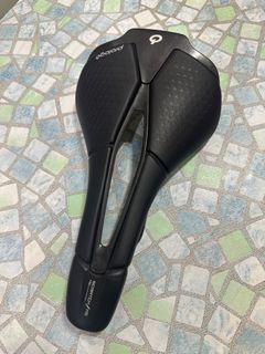 （分類：）位於 。 由 leo1132 提交（商品編號 1361771731，圖片 1）。簡介： 。