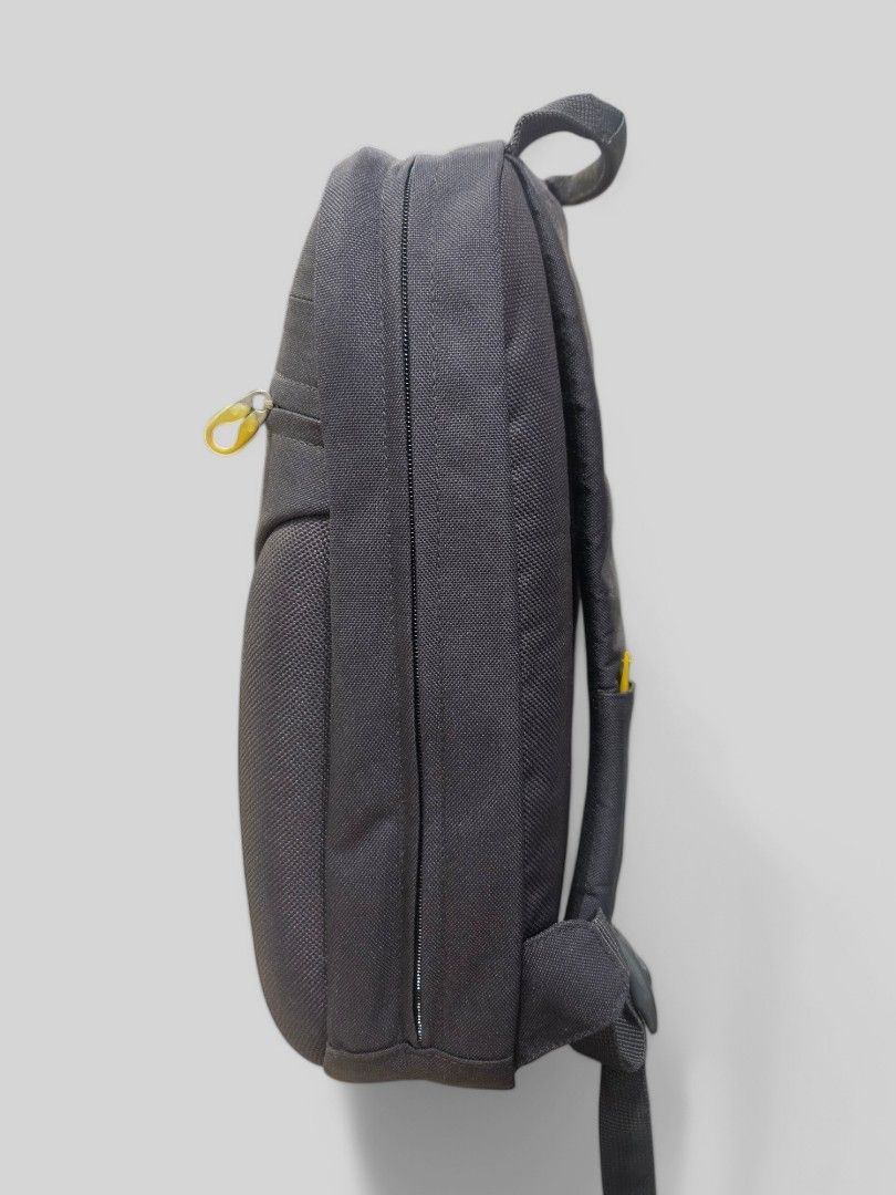 Samsonite sahora ict case backpack small (Category: Backpacks) located in Cabuyao City. Submitted by swiftdeer.ed9787 (Listing ID 1361691467, Image 2). Description: for sale last price posted price: 2500 plus sf location: cabuyao laguna lalamove or jnt NO COD or COP SAMSONITE Backpack small laptop backpack graphite color.