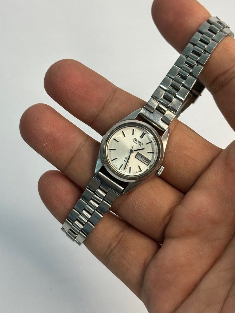 Seiko Daydate (Category: Luxury Watches) located in Manila. Submitted by kallisto.timepiece (Listing ID 1354020797, Image 1). Description: Seiko Daydate Good condition Newly Serviced ₱3,000 shipping fee not included Mode of Payment: Gcash Bank Transfer (Metrobank/Unionbank) 🚚 Same day delivery via Lalamove (Metro Manila only) 🚚 1-5 days via LBC (outside metro manila) 🤝 Meet up: LRT2 Stations (Weekends only) Please note that imperfections are c