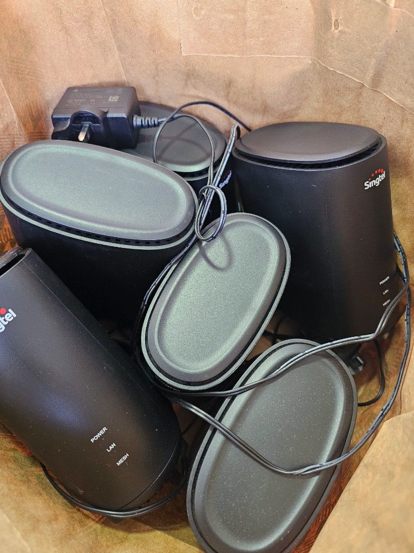 Singtel wifi 6 mesh (Category: Networking) located in Singapore. Submitted by sanbah (Listing ID 1361740918, Image 1). Description: I have a few of this singtel wifi 6 mesh. all are used and still working. selling at $40 each.
