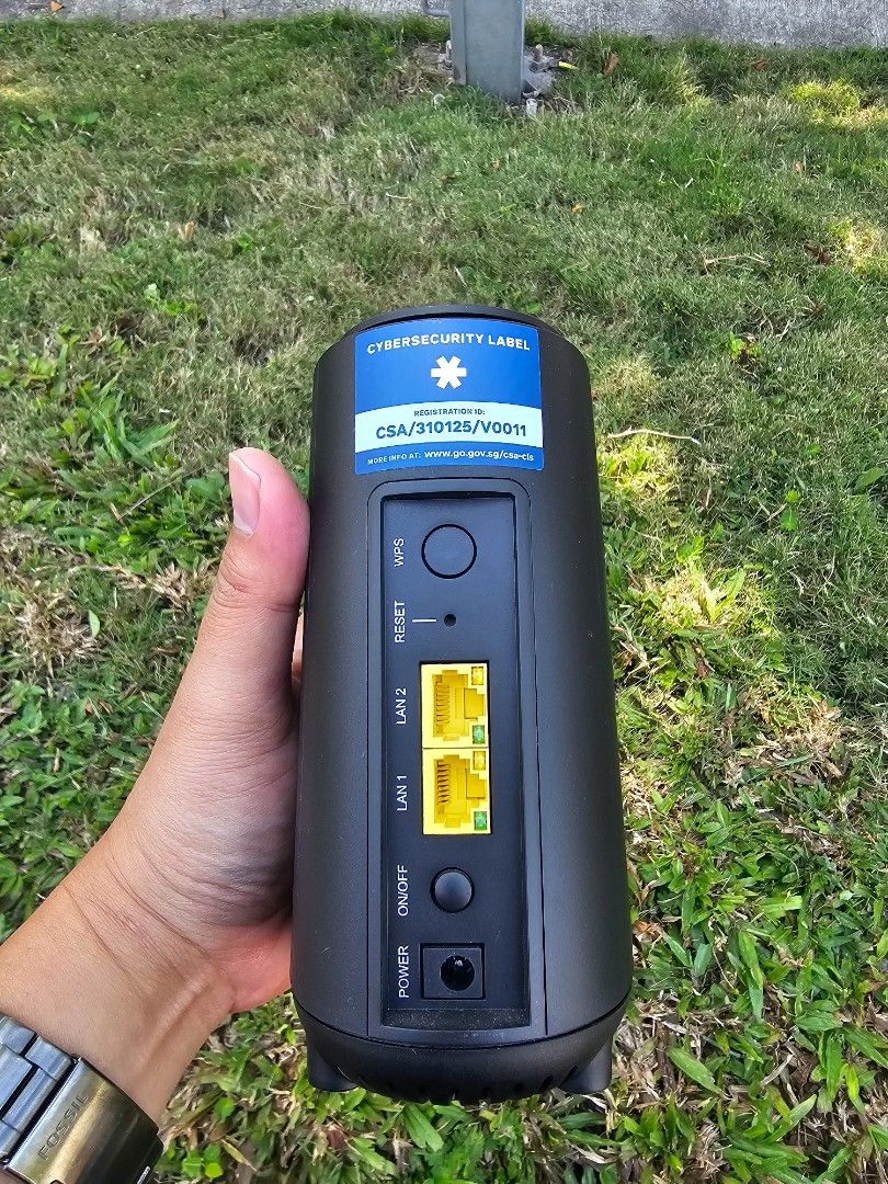 Singtel wifi 6 mesh (Category: Networking) located in Singapore. Submitted by sanbah (Listing ID 1361740918, Image 3). Description: I have a few of this singtel wifi 6 mesh. all are used and still working. selling at $40 each.