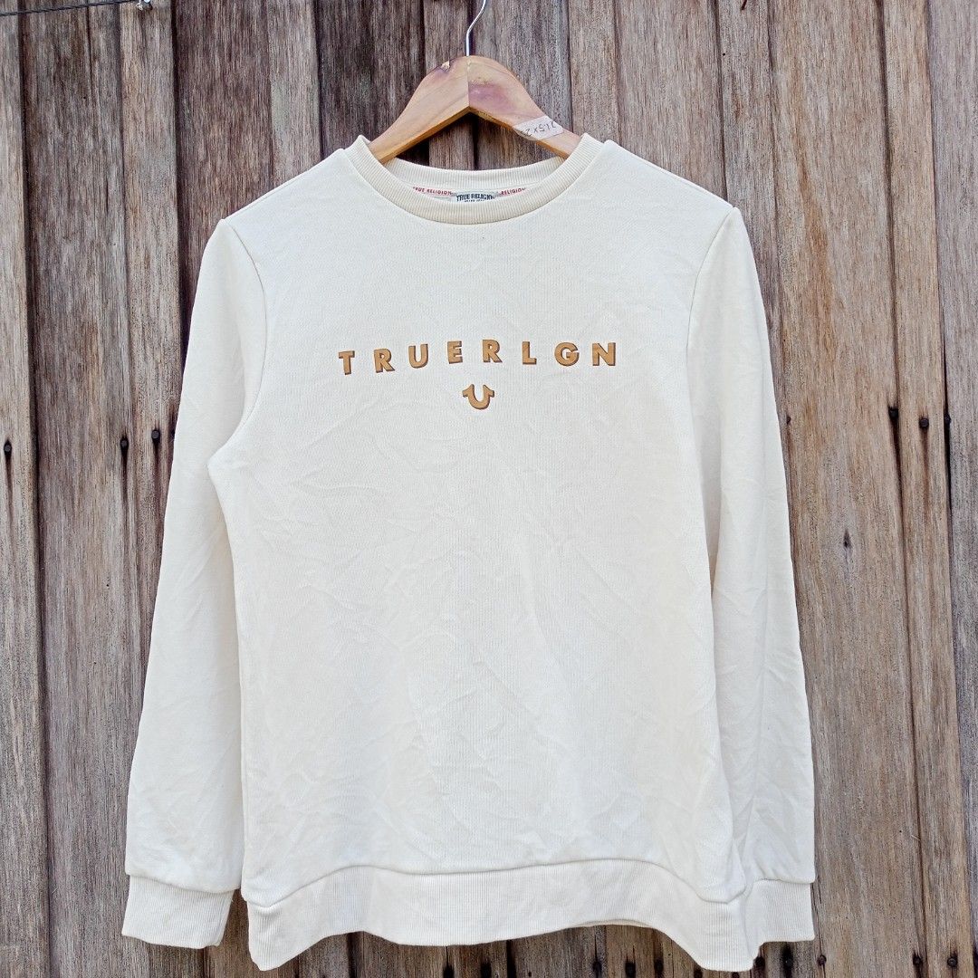 True Religion Sweat Shirt (Category: Coats, Jackets and Outerwear) located in Kapalong. Submitted by hashhthrift (Listing ID 1361731244, Image 1). Description: 19.5x24 no issue.