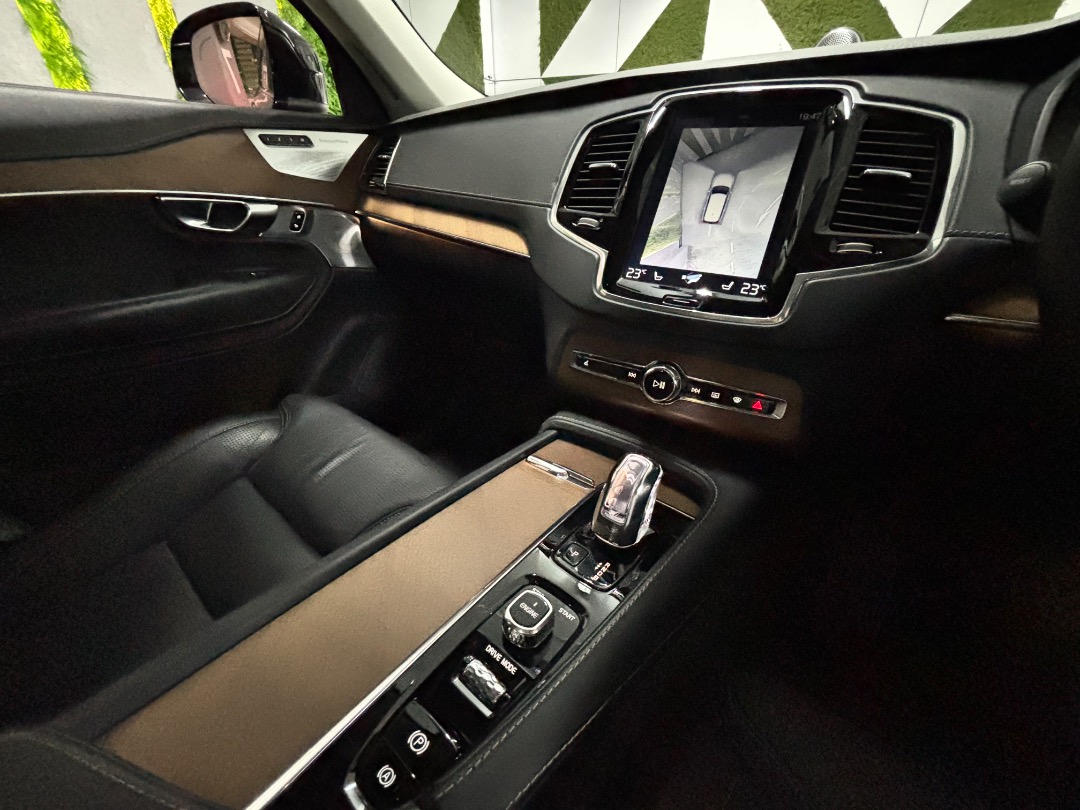 富豪 XC90 2.0 T6 四輪驅動 Inscription (A)62863128958595114