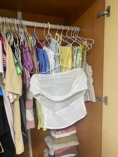 (Category: ) located in . Submitted by shopmyclosetdiaries (Listing ID 1361741121, Image 1). Description: .