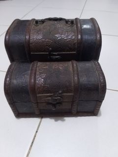 (Category: ) located in . Submitted by karangguni2 (Listing ID 1361742845, Image 1). Description: .