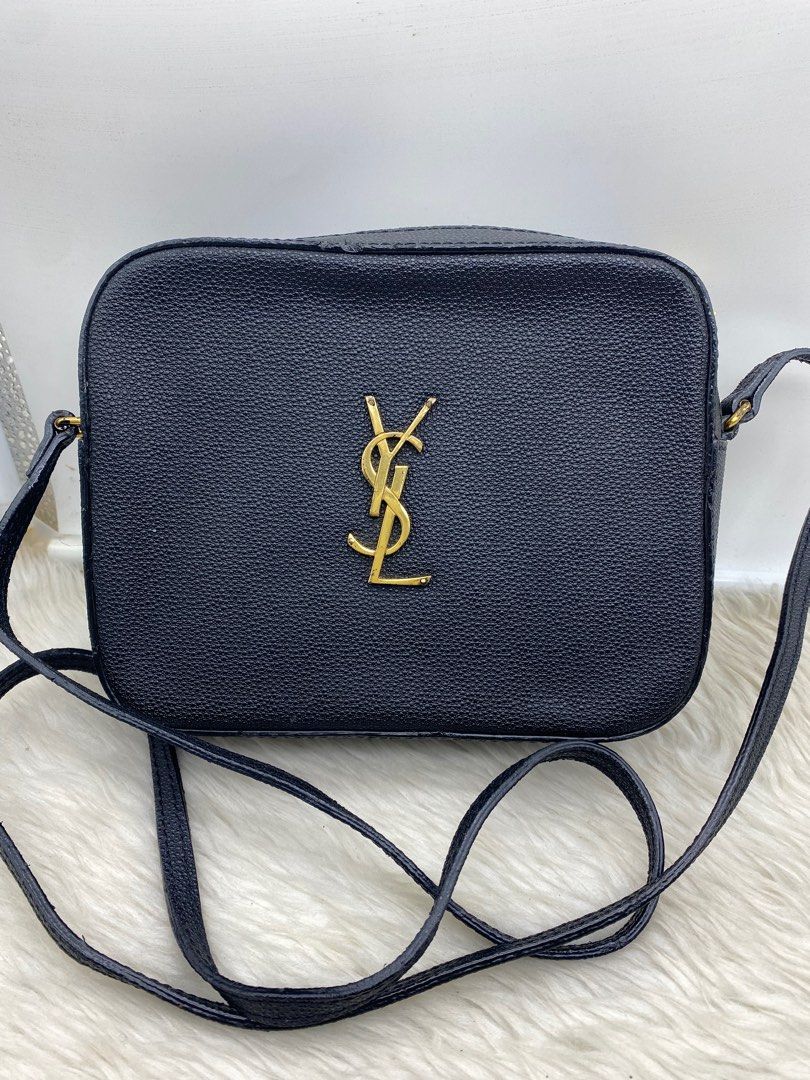 YSL CAMERA BAG ❤️ (Category: Luxury Bags & Wallets) located in Bacolod City. Submitted by chuchaystuffs (Listing ID 1361648814, Image 1). Description: Sooo Ganda with cards po day Flo Lyn po na pics super nice pa .