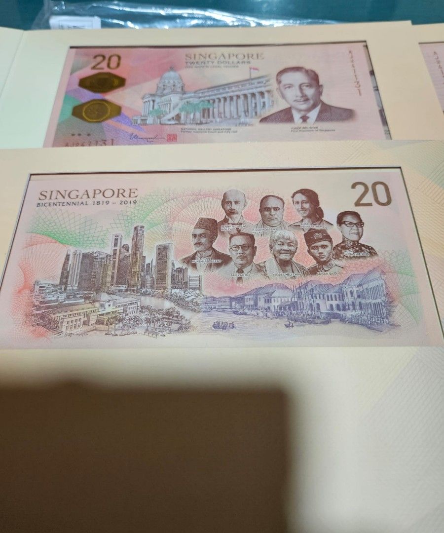 $20 notes (Category: Currency) located in Singapore. Submitted by mr_crowley (Listing ID 1366377158, Image 2). Description: Clearing some running numbers $20.