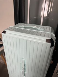 （分類：）位於 。 由 kk811811 提交（商品編號 1366460875，圖片 1）。簡介： 。