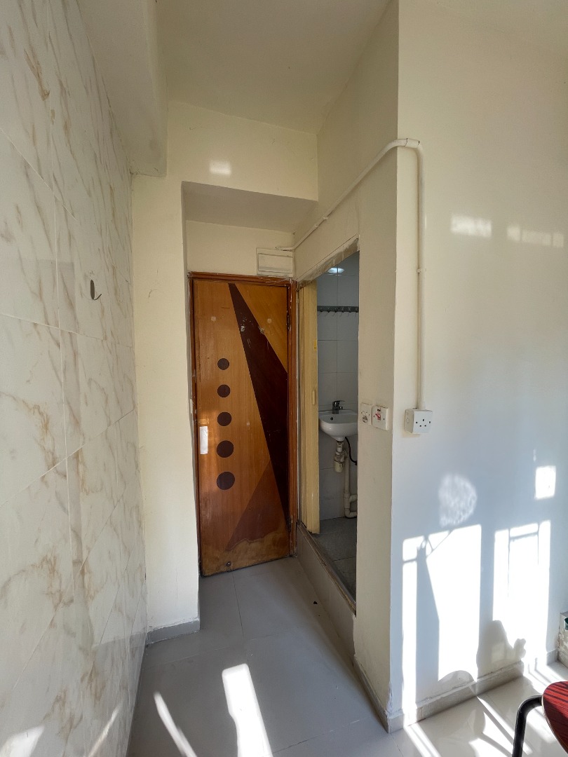 No commission. One-bedroom apartment in Mong Kok. Convenient transportation.63437993573378112