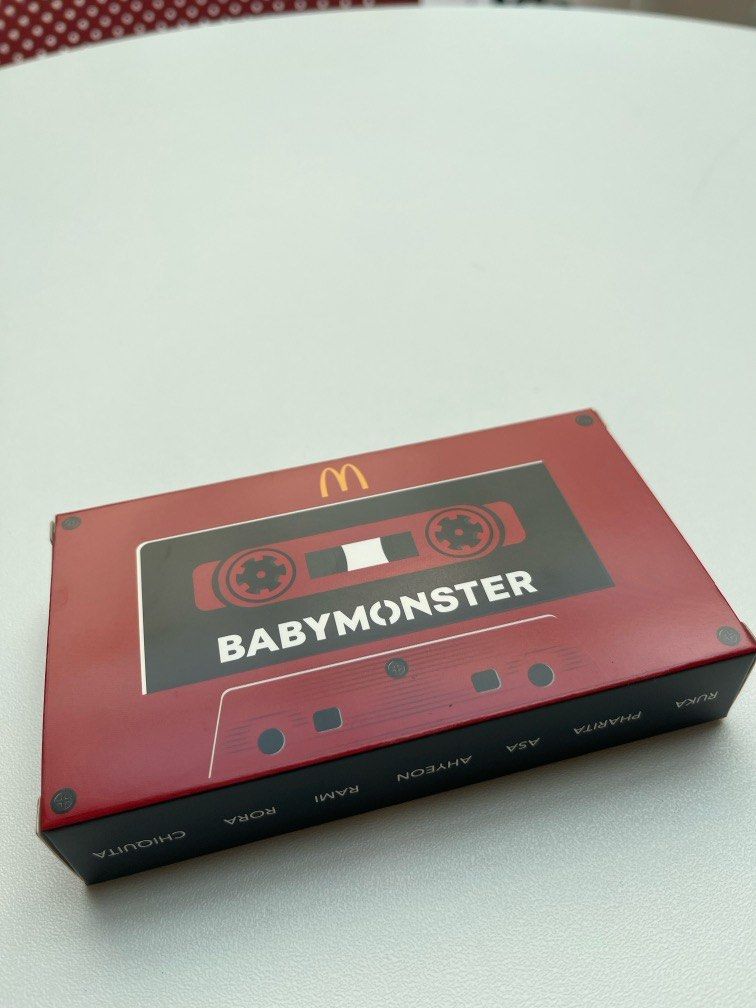 Babymonster McDonald 小卡(未開封), 興趣及遊戲, 收藏品及