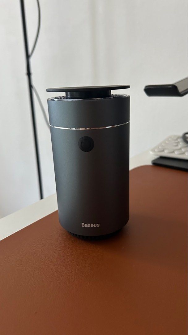 Baseus humidifier diffuser machine (Category: Other Accessories) located in Kuala Lumpur. Submitted by floppychewie (Listing ID 1366430354, Image 2). Description: Comes with original packaging. Used for 1 month only. .