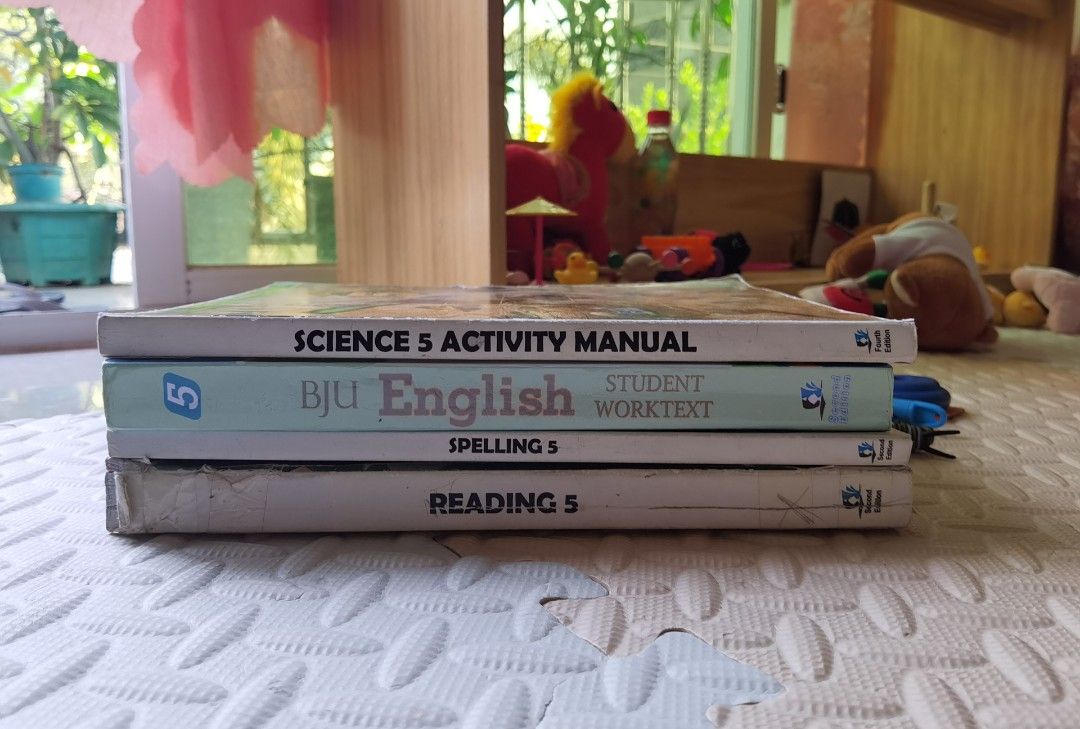 BJU Grade 5 books (Category: Textbooks) located in Ilagan. Submitted by chelle_biskwit (Listing ID 1362326715, Image 3). Description: Homeschool Global BJU 5 books ❌Bible Truths 5 - SOLD ✅ English Writing and Grammar 5 ✅ Reading 5 ✅ Spelling 5 ✅ Science Activity Manual 5 With markings and answers. Location: City of Ilagan, Isabela MOP: Gcash *Shipping fee c/o buyer J&T *We can do meet ups (Cauayan City or City of Ilagan, Isabela or in Tuguegarao 