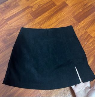 (Category: ) located in . Submitted by lucyharper333 (Listing ID 1366423299, Image 1). Description: .