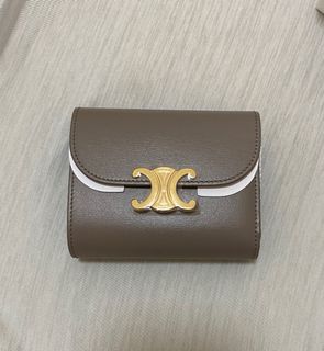 （分類：）位於 。 由 moonbk 提交（商品編號 1366463174，圖片 1）。簡介： 。
