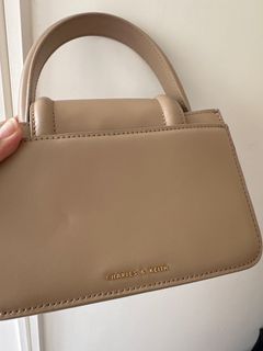 （分類：）位於 。 由 mischoi12345 提交（商品編號 1366397806，圖片 1）。簡介： 。