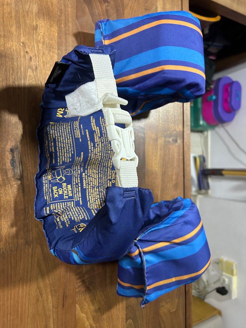 Children float (Category: Babies & Kids Fashion) located in Singapore. Submitted by lifang10 (Listing ID 1366518480, Image 2). Description: It’s lightly used and child outgrew it. #float #swimming aid #swim vest.