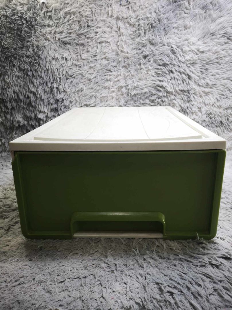 Hard Plastic Drawer Storage Box (Category: Storage Boxes & Baskets) located in Santa Cruz. Submitted by jmy_surplus.2 (Listing ID 1366400043, Image 2). Description: Size ; Color ; Green Type ; Storage Brand ; No brand Material ; Plastic Style ; Plastic Storage MK JMY 1.