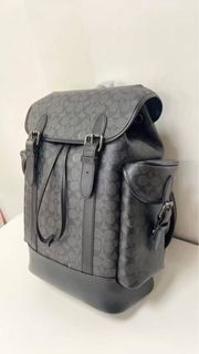 (Category: ) located in . Submitted by shinnywinnie.bag (Listing ID 1366418775, Image 1). Description: .