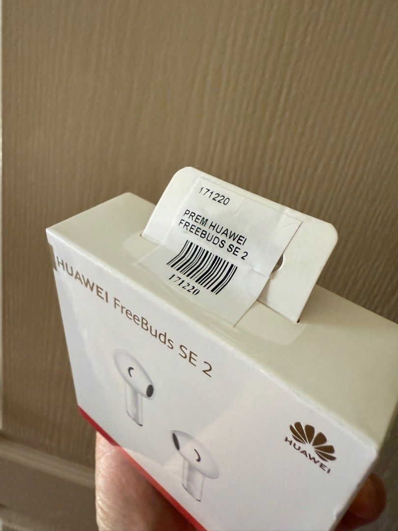 Huawei FreeBuds SE 2 (Category: Earphones) located in Taguig. Submitted by regpaj (Listing ID 1366411955, Image 2). Description: Brand new, sealed.