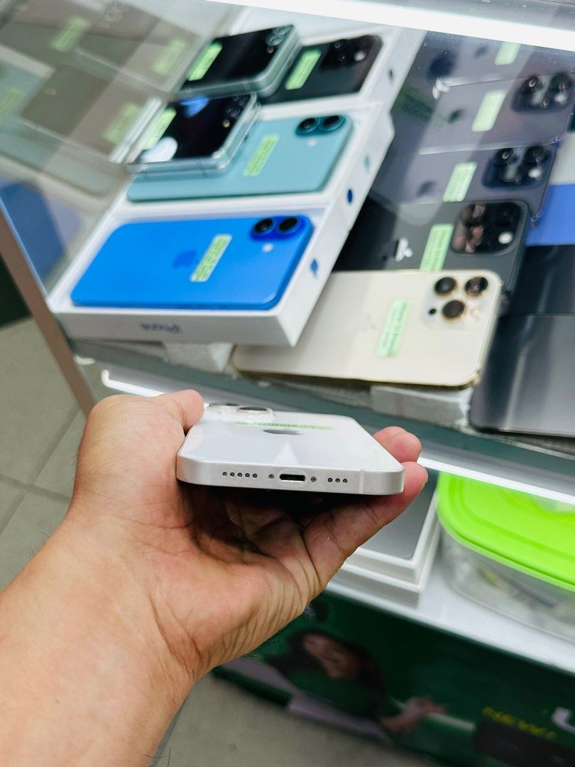 iPhone 14 128GB 94%BH Globelocked 99%smooth No issues (Category: iPhone 14 Series) located in San Juan City. Submitted by saabangadgetshop (Listing ID 1366395341, Image 3). Description: Onhand | Pre-owned iPhone 14 128GB GLOBELOCKED NTC APPROVED Battery Health 94% NO HIDDEN ISSUES NO HISTORY OF REPAIR 99%Smooth TEST TO SAWA RESET ALL YOU WANT TEST ALL YOU WANT NOT REFURBISHED AUTHENTIC PHONE ALL WORKING (FREE 3UTOOLS) iPhones iPads only 🆓Freebie