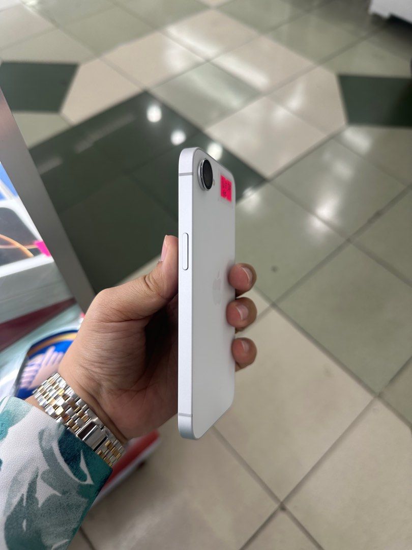 Iphone 16e 128gb 100% batt FU NTC (Category: iPhone 16 Series) located in San Juan City. Submitted by javedsgadgetshop (Listing ID 1366508806, Image 2). Description: INSTALLMENT OPTIONS : SPAY LATER / GGIVES / CREDIT CARD! WE BUY AND SELL SO PWEDE MAGBINTA OR SWAP ! Quick Specs : Iphone 16e •128gb •NTC Variant •100% batt health •Factory Unlock •100% Smoothness •No hidden issue | No Repaired •100% Authentic | Not Refurbished •w/ Box Cable & store 