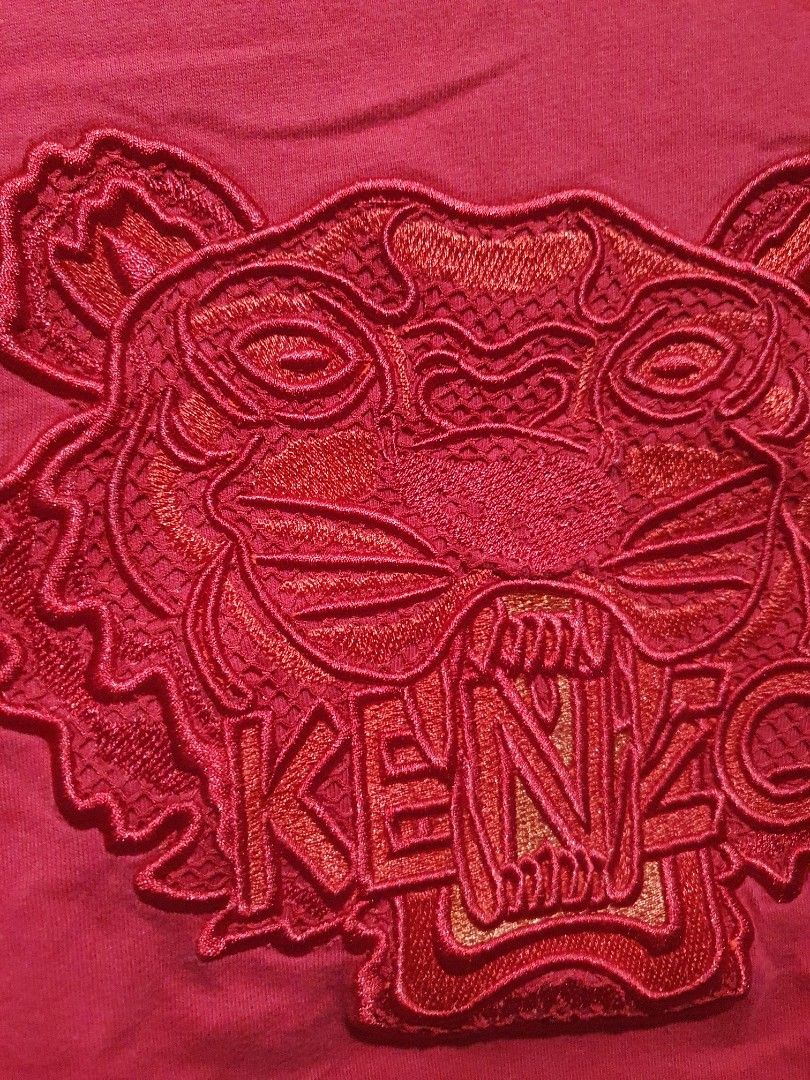 Kenzo Paris Red Embroidered Shirt (Category: Luxury Apparel) located in San Fernando. Submitted by bobcollection (Listing ID 1366536985, Image 3). Description: Kenzo Paris Shirt * complete neck tag, cut washtag * small on tag * 17 x 22 inches * 9.2/10 condition and color rate * EXCELLENT CONDITION sa Embroidered * minimal sign of usage sa shirt, still very presentable 🥰 📌 Color may vary due to lighting. 📌 All items are need wash. 📌 strictly n