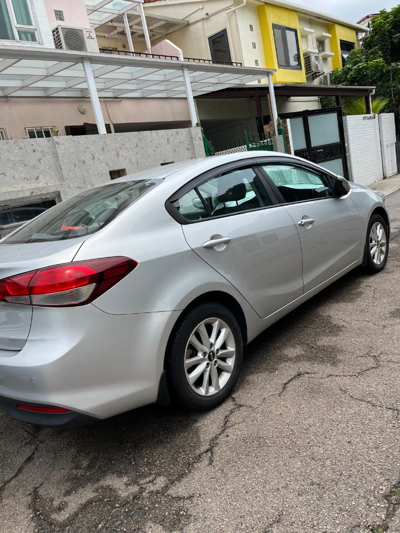 Kia Cerato 2.0 4-Dr EX (A)62863129371523112