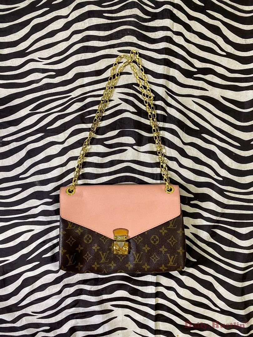 LOUIS VUITTON PALLAS CHAIN MONOGRAM (Category: Luxury Bags & Wallets) located in Naga. Submitted by daily.hustlin (Listing ID 1366471379, Image 2). Description: LOUIS VUITTON PALLAS CHAIN MONOGRAM LENGTH: 11" HEIGHT: 7.5" WIDTH: 2" Miss 1 screw.