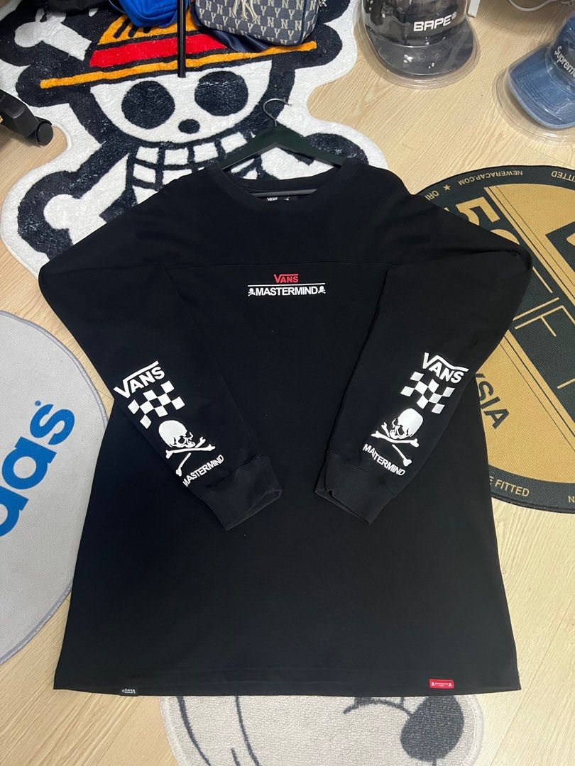 Mastermind collab (Category: Activewear) located in Johor Bahru. Submitted by pantera.co (Listing ID 1366528119, Image 2). Description: Item mastermind collab ingin dilepaskan 1.MMJ X VANS (XL) Longsleve RM 1k (like new) 2.MMW X M&N (L) RM1.1k (new) 3.MMJ X BAPE (L) W Longsleve RM650 (used) 4.MMJ X BAPE LONDON (L) RM 1k (like new) 5.MMJ X BAPE (L) B Longsleve RM1.1k (new) 6.MMJ X BAPE (L) camo RM1k (new) Ambik combo dapat harga best 😎 Berminat b