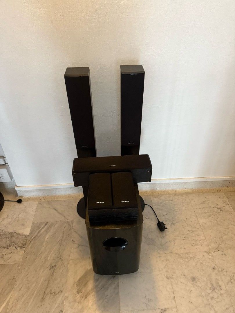 Onkyo 5.1 set + blu-ray player (Category: Soundbars, Speakers & Amplifiers) located in Singapore. Submitted by yameanoda (Listing ID 1366502273, Image 1). Description: Buy together $500 Check out 'JBL ES 90 speakers', available at S$300 on #Carousell: https://carousell.app.link/R8ps8P8n0Sb.