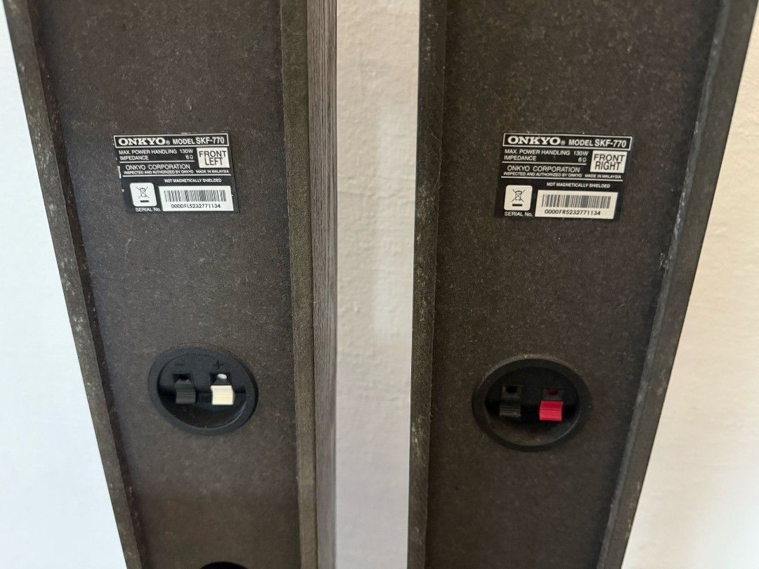 Onkyo 5.1 set + blu-ray player (Category: Soundbars, Speakers & Amplifiers) located in Singapore. Submitted by yameanoda (Listing ID 1366502273, Image 3). Description: Buy together $500 Check out 'JBL ES 90 speakers', available at S$300 on #Carousell: https://carousell.app.link/R8ps8P8n0Sb.
