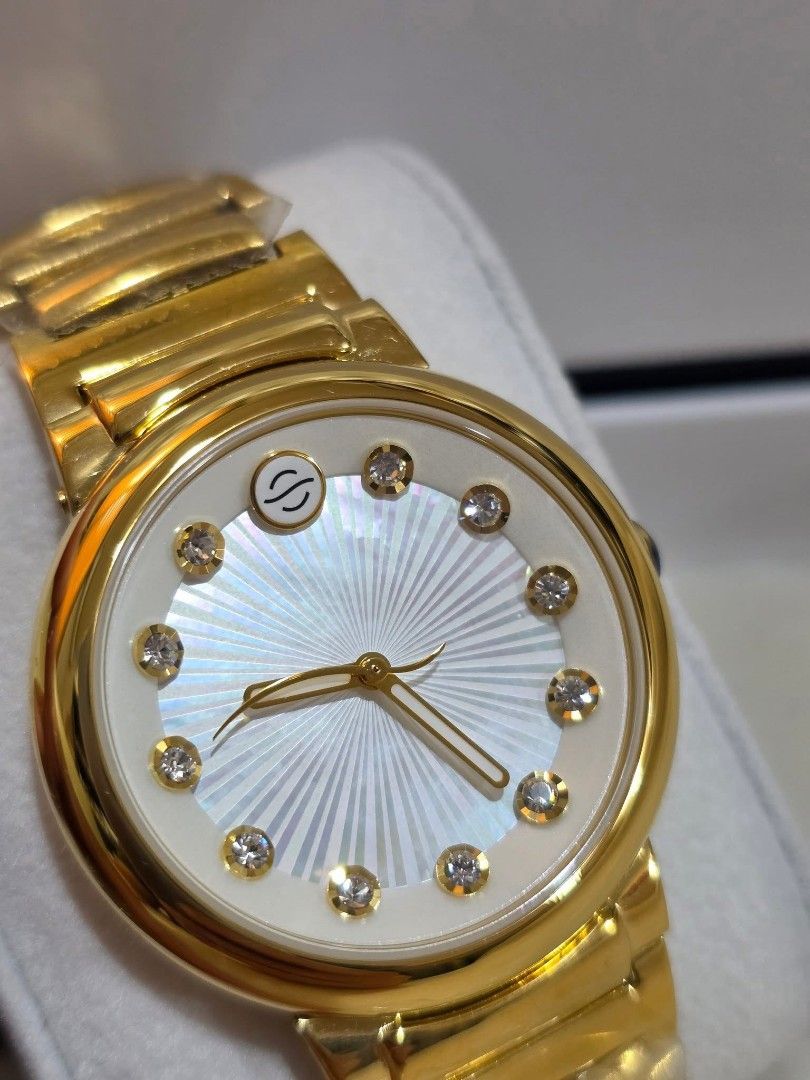 Philip stein watch women (Category: Luxury Watches) located in Manila. Submitted by authenticbagswatchesco (Listing ID 1366460106, Image 2). Description: Best seller PHILIP STEIN round price :₱ 20 k Mall price : 35- 40k Money back x 20 if proven fake ! :) Inquire now! Visit us: ✅2-4 days delivery via LBC /JNT to Luzon, Visayas and Mindanao! Open Tau for COD,COP, same day delivery lalamove within Metro Manila . With shipping fee depends on your lo