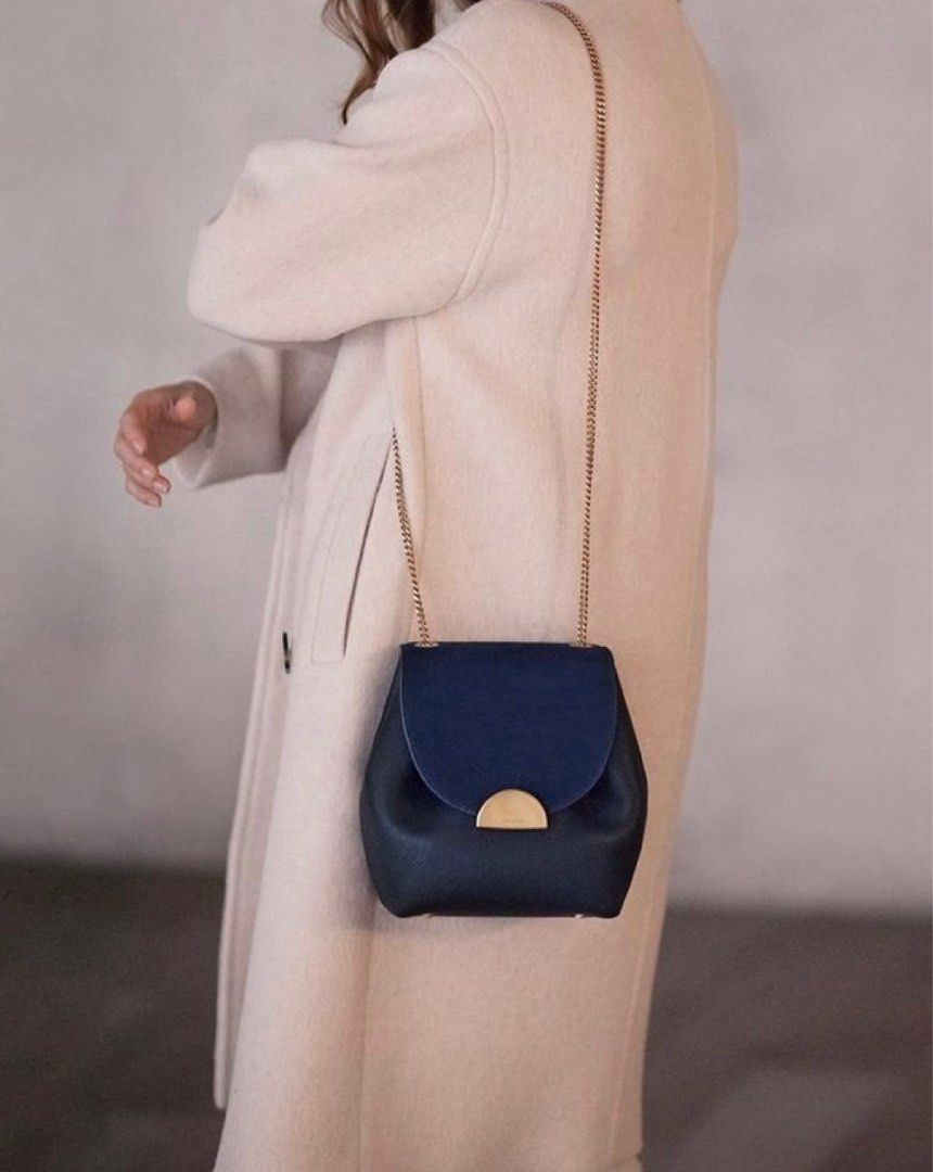 Polene numero un mini (Category: Luxury Bags & Wallets) located in Del Monte. Submitted by sallyang_15 (Listing ID 1366503984, Image 3). Description: .