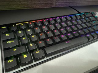 （分類：）位於 。 由 oscar40co75322 提交（商品編號 1366428603，圖片 1）。簡介： 。