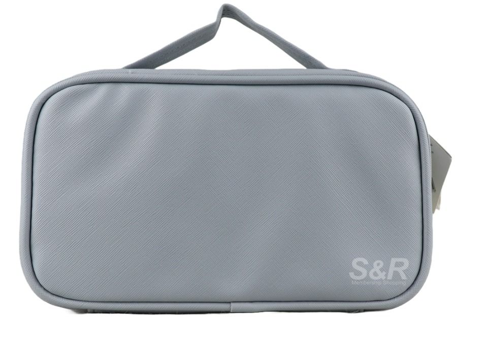 Simple Indulgence Bath Collection Clear Window Pouch (Category: Bath) located in Manila. Submitted by memorylanestore (Listing ID 1366443822, Image 2). Description: Conveniently store your bath essentials in this transparent, waterproof pouch. Indulge in a refreshing bath experience with this luxurious bath collection. Brand New..