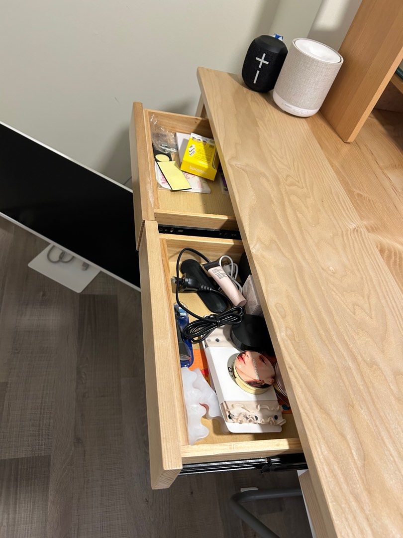 Solid wood table (Category: Tables & Sets) located in Singapore. Submitted by cosmos01 (Listing ID 1366473658, Image 2). Description: Solid wood desk I used for 3month Size w1050xd650mm Delivery by your cost (I may help to arrange if you need to help).