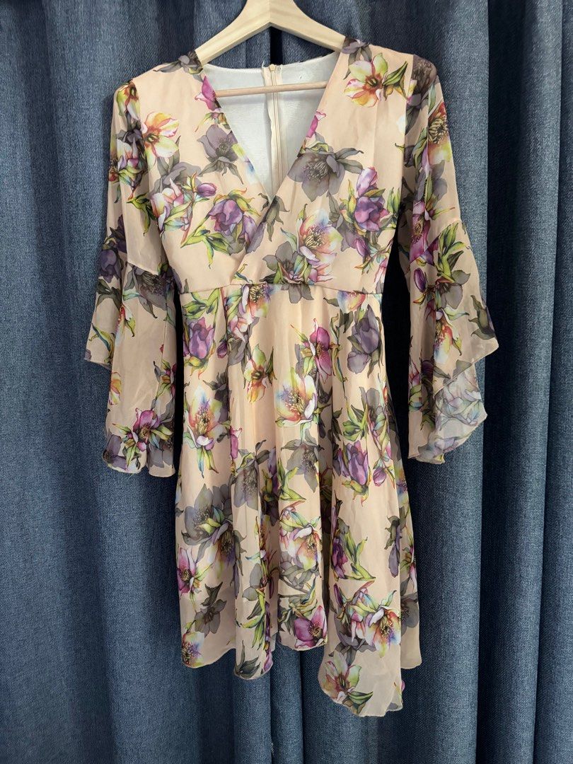 Summer floral fairy vneck lightweight chiffon korean style mini dress,  Women's Fashion, Dresses & Sets, Dresses on Carousell