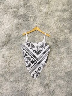 (Kategori: ) berada di . Dikirim oleh summerwear.id (ID iklan 1366486602, Gambar 1). Deskripsi: .